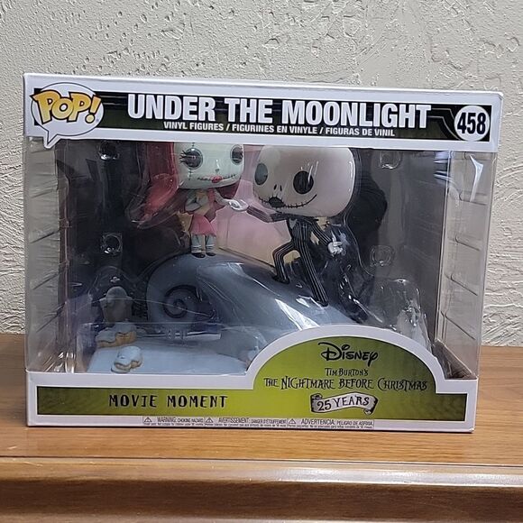 Funko POP! Movie Moment: Nightmare Before Christmas - Jack and Sally On The Hill - Picture 4 of 7